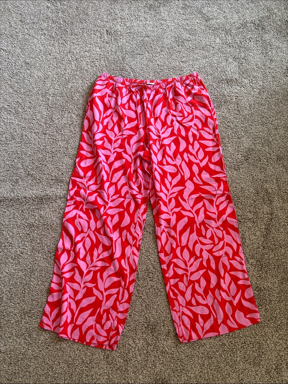 A New Day - red and pink floral pull on pants
